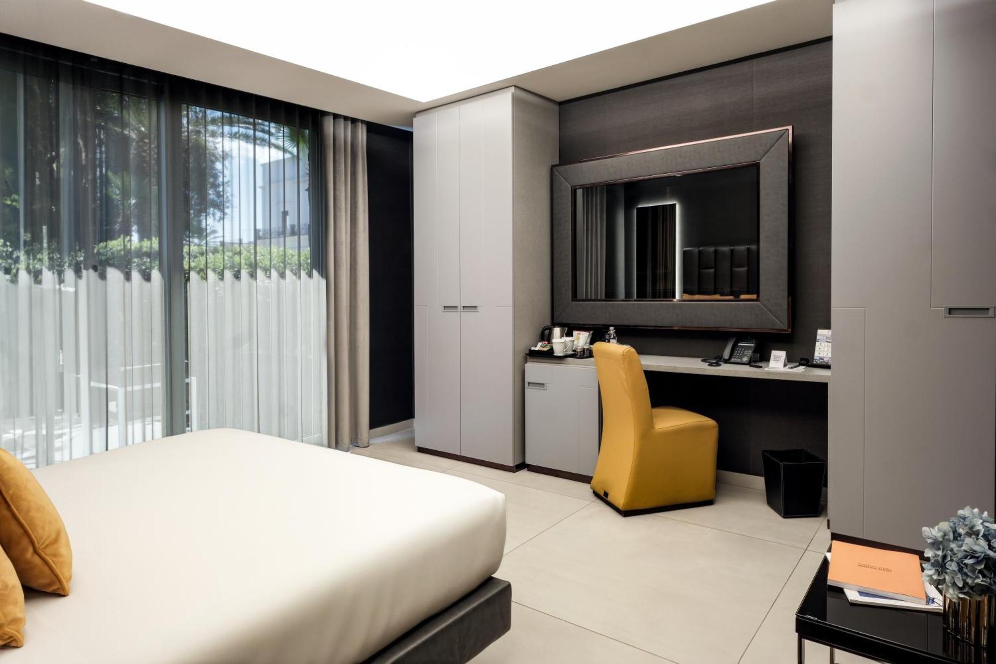 Hotel & Resort Tre Fontane Luxury Portici Zewnętrze zdjęcie